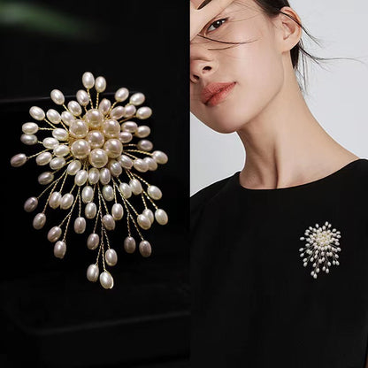 🎅Christmas hot sale 🔥✨Ladies' high-end exquisite handmade pearl brooch